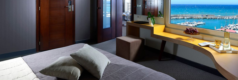 Heraklion Crete Airport Taxi to Lato Boutique Hotel in Heraklion City