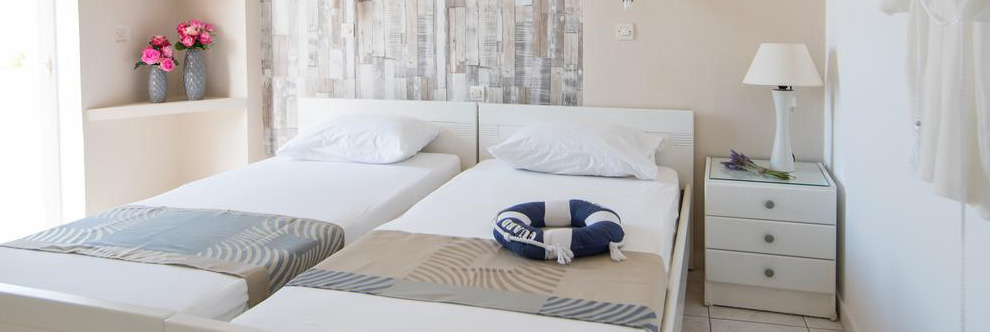 Heraklion Crete Airport Taxi to Silver Sun Studios and Apartments in Malia